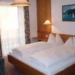 Guest house Salzburger Hof 3*